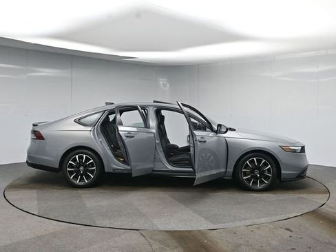 Used 2023 Honda Accord Sport image 46