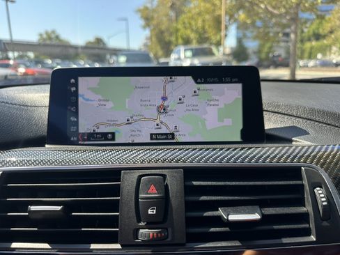 Used 2019 BMW M4 Convertible RWD image 23