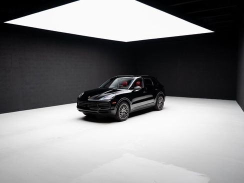 Used 2023 Porsche Cayenne S image 82