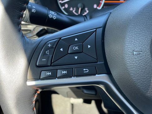 Certified 2022 Nissan Sentra SR w/ SR Premium Package FWD image 16