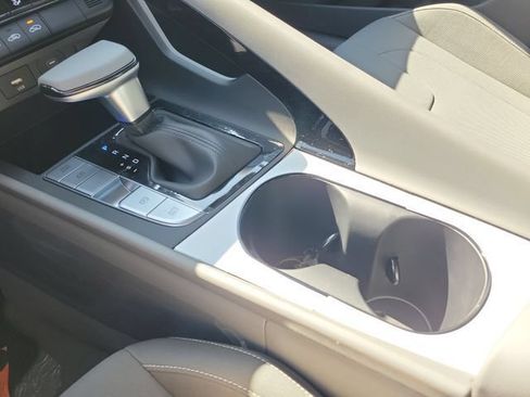 New 2026 Hyundai Elantra Hybrid FWD image 15