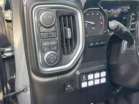 Used 2021 GMC Sierra 1500 AT4 w/ Technology Package image 12