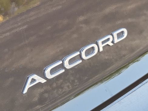 Certified 2025 Honda Accord SE image 15