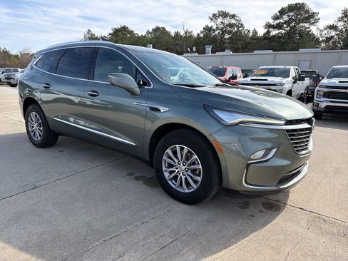 Certified 2023 Buick Enclave Essence w/ Trailering Package, 5000 lbs. image 11