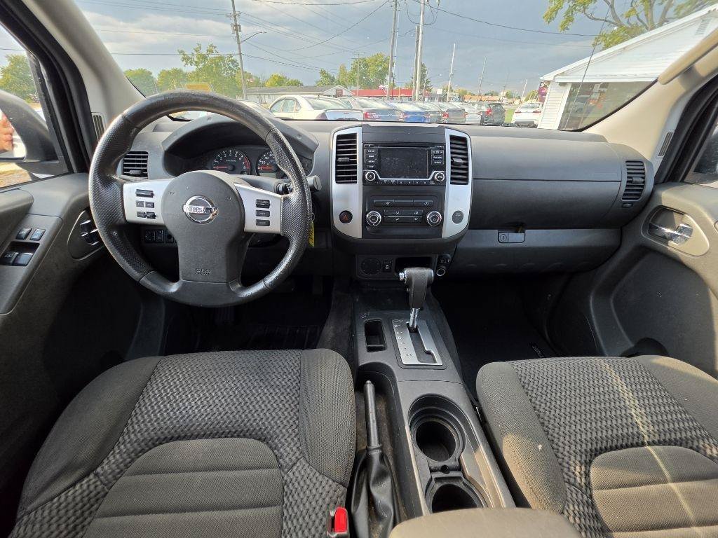 Used 2018 Nissan Frontier SV RWD image 13