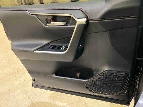 Certified 2020 Toyota RAV4 TRD Off-Road image 18