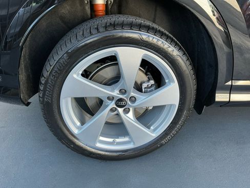 New 2025 Audi Q5 Premium Plus image 24