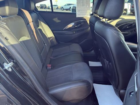 Used 2016 Buick LaCrosse image 15