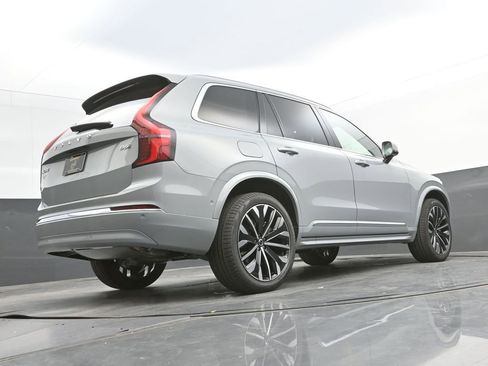 New 2026 Volvo XC90 B6 Ultra w/ Protection Package AWD/4WD image 35
