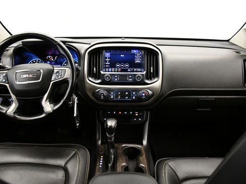 Used 2022 GMC Canyon Denali w/ Denali Black Edition Package image 18