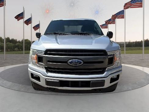 Used 2018 Ford F150 XLT w/ Equipment Group 302A Luxury AWD/4WD image 10
