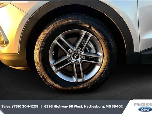Used 2018 Hyundai Santa Fe Sport image 7
