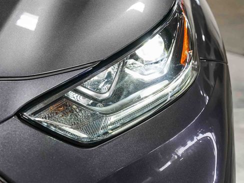 Used 2023 Toyota Highlander Limited AWD/4WD image 7