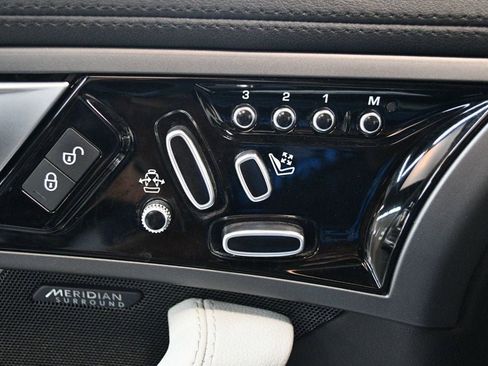 Used 2017 Jaguar F-TYPE Coupe RWD image 53