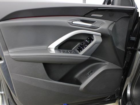 New 2025 Audi Q5 Premium Plus image 16