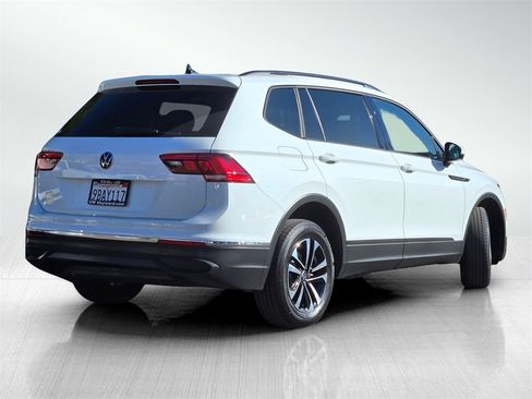 Used 2022 Volkswagen Tiguan S image 4