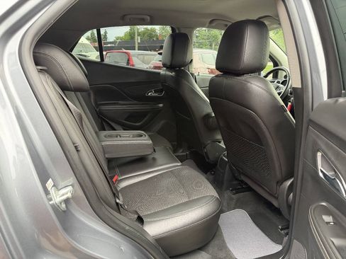 Used 2014 Buick Encore FWD image 11