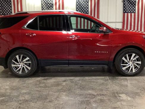 Used 2022 Chevrolet Equinox Premier image 3