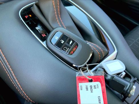 Used 2024 Honda HR-V Sport image 14