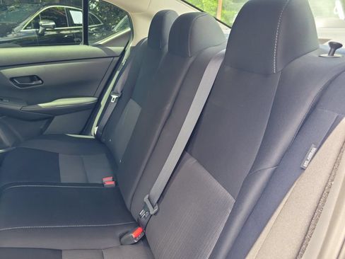 Used 2024 Nissan Sentra SV FWD image 12