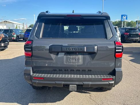Used 2025 Toyota 4Runner TRD Off-Road AWD/4WD image 6