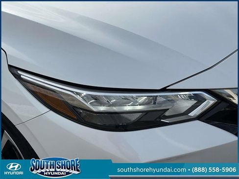 Used 2022 Nissan Sentra SR image 9