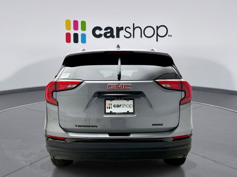 Used 2021 GMC Terrain SLE w/ Driver Convenience Package AWD/4WD image 4