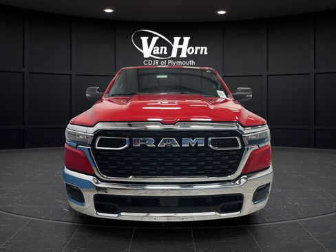 Used 2025 RAM 1500 Big Horn AWD/4WD image 3