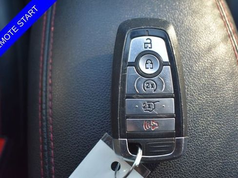 Used 2023 Ford Escape ST-Line AWD/4WD image 7