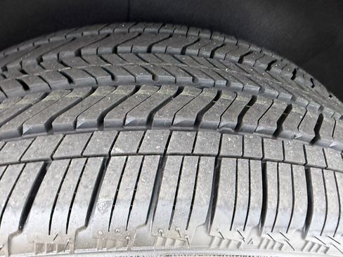 New 2026 Cadillac Escalade Platinum Sport w/ LPO, ONYX Package image 37