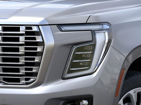 New 2026 GMC Yukon XL Denali w/ Denali Reserve Package image 10