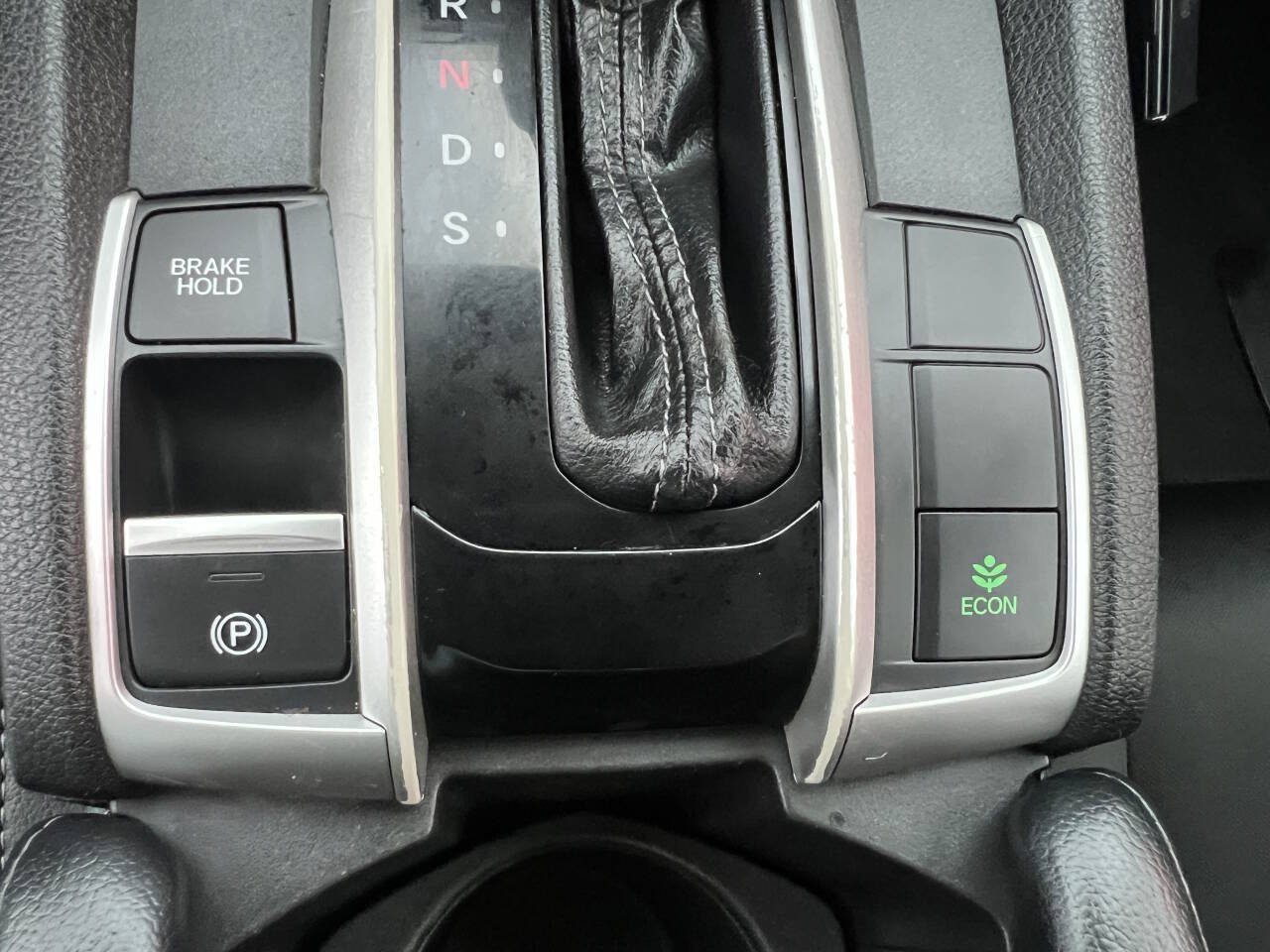 Used 2020 Honda Civic Sport image 11