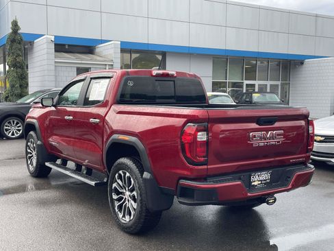Used 2024 GMC Canyon Denali AWD/4WD image 5