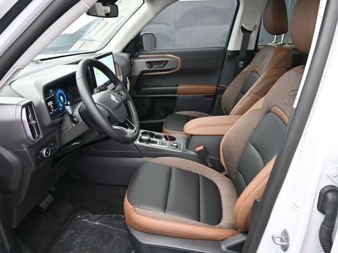 New 2025 Ford Bronco Sport Outer Banks w/ Outer Banks Tech Package+ AWD/4WD image 14