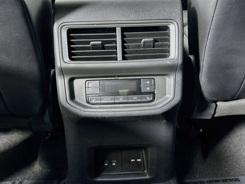 Certified 2024 Volkswagen Atlas SEL Premium R-Line AWD/4WD image 25