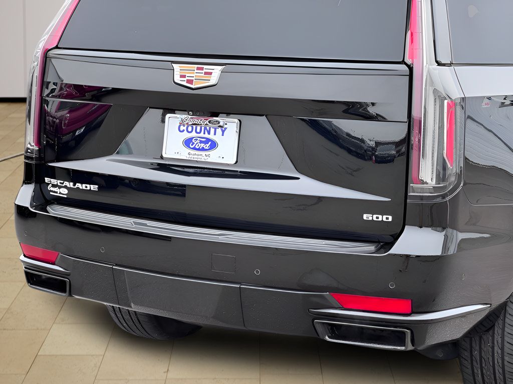 Used 2023 Cadillac Escalade Sport AWD/4WD image 48