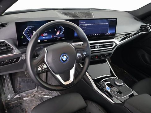 Used 2024 BMW i4 eDrive35 w/ Convenience Package image 7