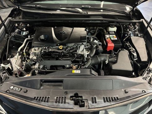 Used 2019 Toyota Camry LE w/ Convenience Package FWD image 22