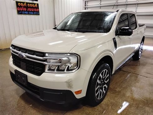 Used 2024 Ford Maverick Lariat FWD image 4