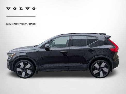 Certified 2023 Volvo XC40 Recharge Plus image 7