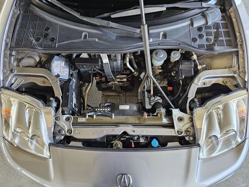 Used 2004 Acura NSX T image 16