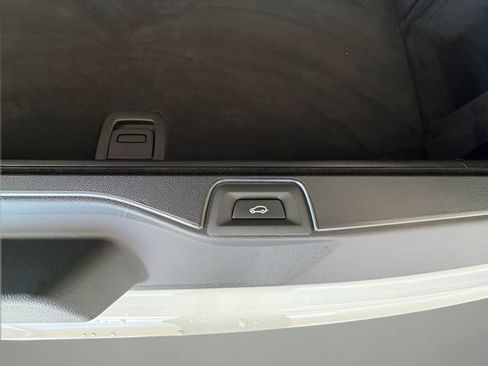 Used 2023 BMW X5 sDrive40i w/ Parking Assistance Package image 38