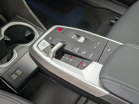 New 2026 BMW X2 xDrive28i AWD/4WD image 14