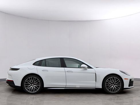 New 2026 Porsche Panamera image 9
