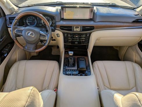 Used 2016 Lexus LX 570 4WD image 14