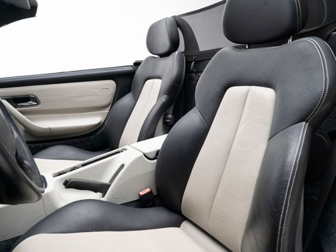 Used 1998 Mercedes-Benz SLK 230 image 3