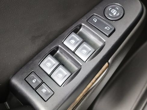 Used 2017 Chevrolet Tahoe 2WD w/ Remote Keyless Entry Package image 18