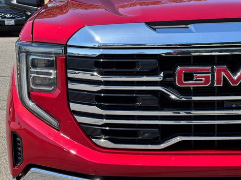 Used 2023 GMC Sierra 1500 SLT w/ SLT Premium Plus Package AWD/4WD image 47
