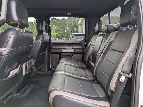 Used 2018 Ford F150 Raptor w/ Equipment Group 801A Mid AWD/4WD image 13