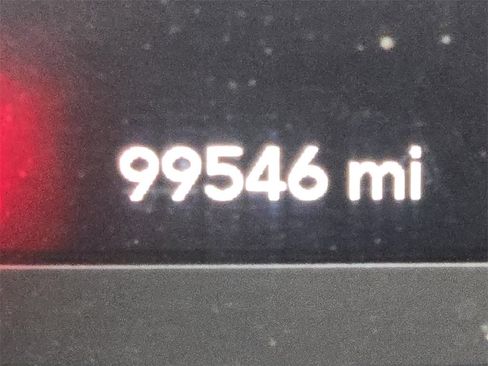 Used 2018 Jeep Wrangler Unlimited Sport S image 33